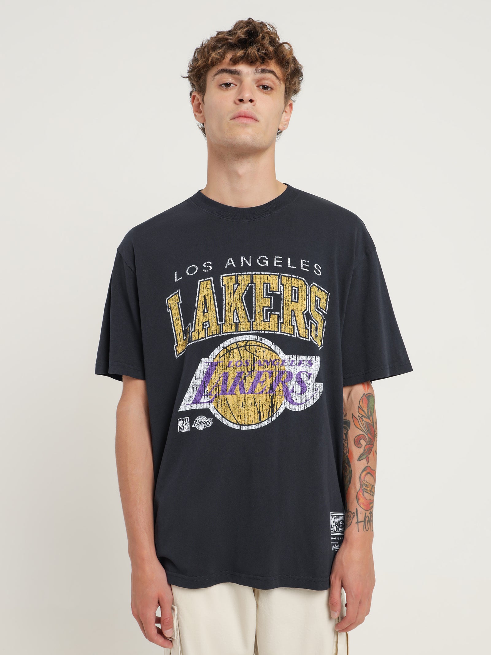 LA Lakers XL Arch Faded Black Tee