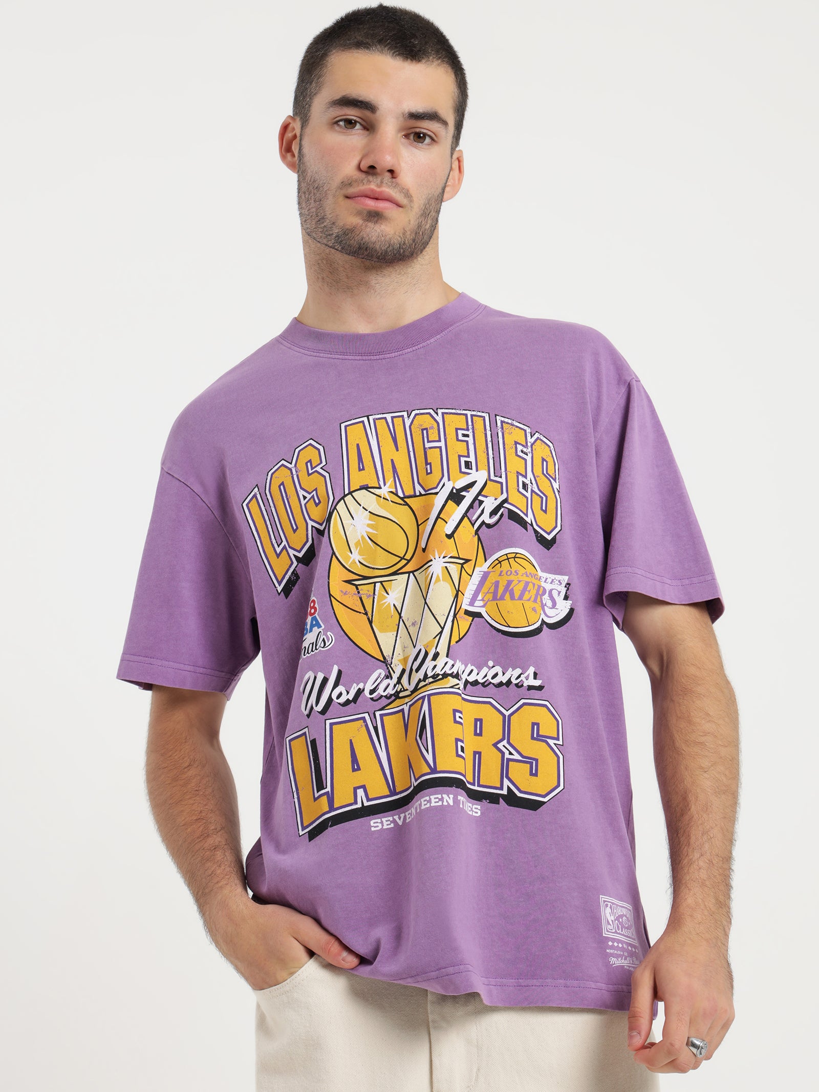 Mitchell & Ness Vintage Faded Los Angeles Lakers Tee Faded Purple